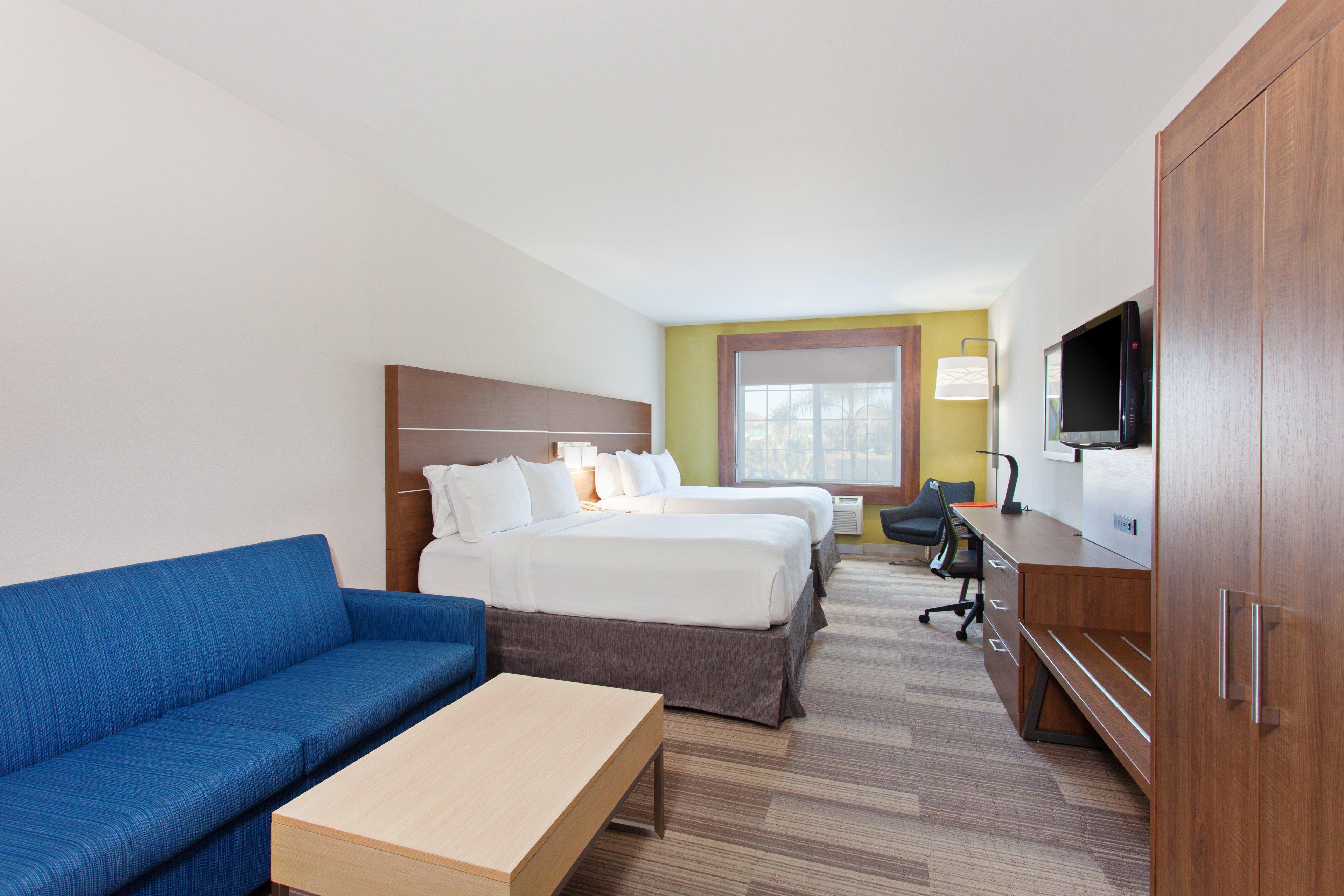 Holiday Inn Express & Suites Corona, An Ihg Hotel מראה חיצוני תמונה